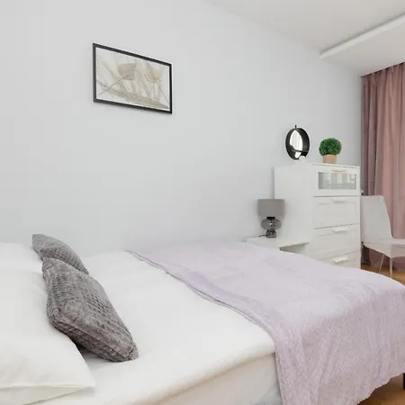 Spacious Lodygowa Ideal For Families By Renters