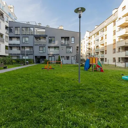 Spacious Lodygowa Ideal For Families By Renters Daire